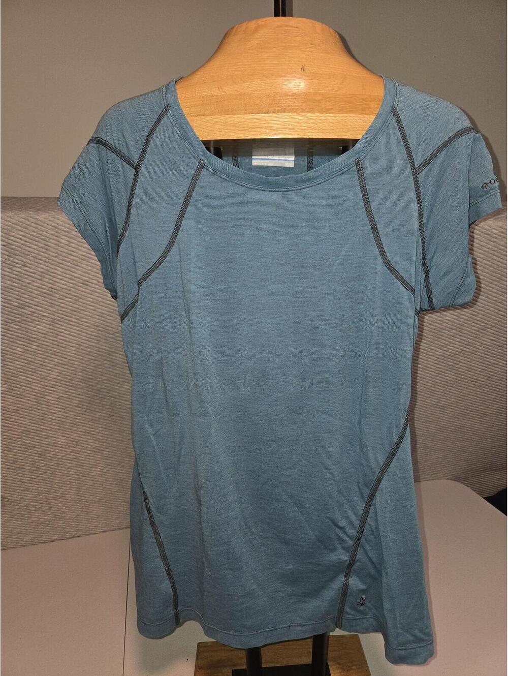 Columbia Sportswear Women's Blue Activewear T-Shirt M/M